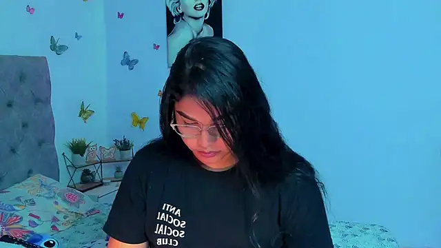 mabellfox online show from 12/10/24, 04:06