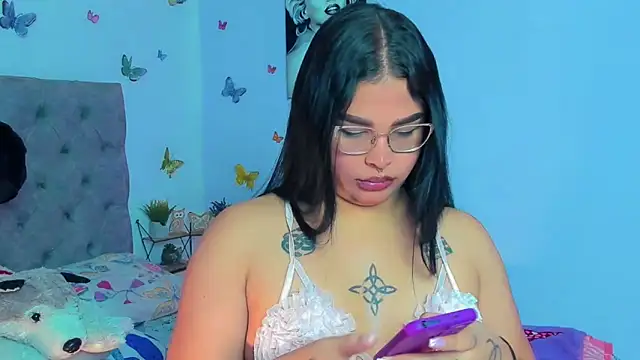 mabellfox online show from 12/11/24, 04:53
