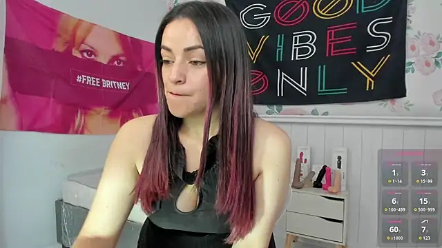LovelyAzucena online show from 12/02/24, 12:51