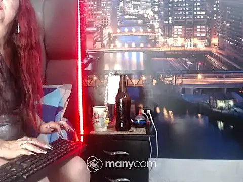 Snapshot of Lucy_mature8 chatting on 12/31/24, 10:56 Lucy mature8 online show from 12/31/24, 10:56