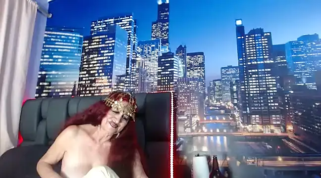 Snapshot of Lucy_mature8 chatting on 03/03/25, 10:20 Lucy mature8 online show from 03/03/25, 10:20