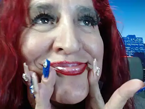 Snapshot of Lucy_mature8 chatting on 09/13/25, 01:38 Lucy mature8 online show from 09/13/25, 01:38