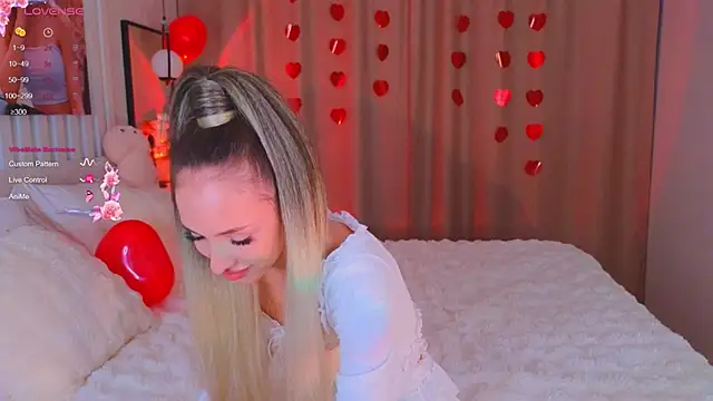 Lana me online show from 02/05/25, 03:09