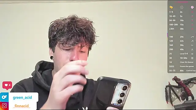 Green acid01 online show from 12/16/25, 07:41