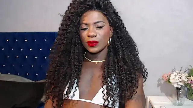 Snapshot of Cherykathaleiya chatting on 02/13/25, 10:33 Cherykathaleiya online show from 02/13/25, 10:33