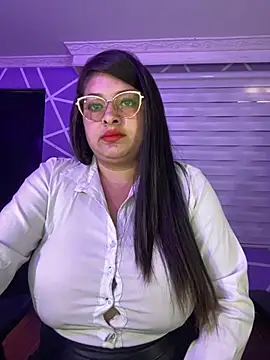 MiiaaJoness online show from 10/30/25, 03:46