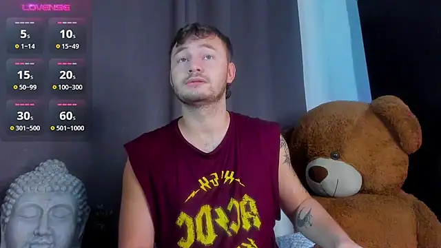 Snapshot of JacoLive chatting on 10/12/25, 01:04 JacoLive online show from 10/12/25, 01:04