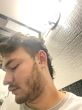 Snapshot of JacoLive chatting on 10/15/25, 05:46 JacoLive online show from 10/15/25, 05:46