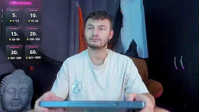 Snapshot of JacoLive chatting on 10/17/25, 09:50 JacoLive online show from 10/17/25, 09:50