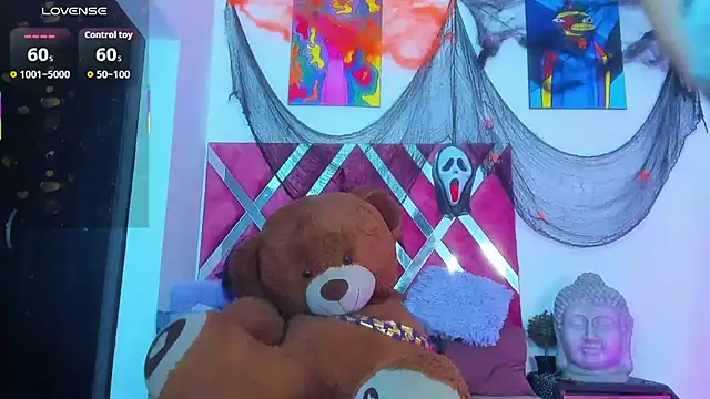 Snapshot of JacoLive chatting on 10/31/25, 10:11 JacoLive online show from 10/31/25, 10:11