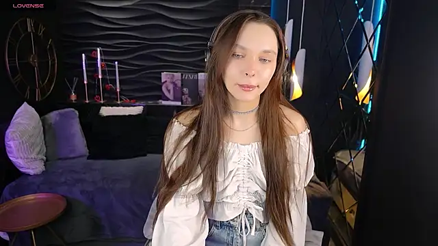 Snapshot of ChloeSunny chatting on 04/24/26, 09:06 ChloeSunny online show from 04/24/26, 09:06