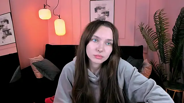 Snapshot of ChloeSunny chatting on 05/31/26, 06:09 ChloeSunny online show from 05/31/26, 06:09