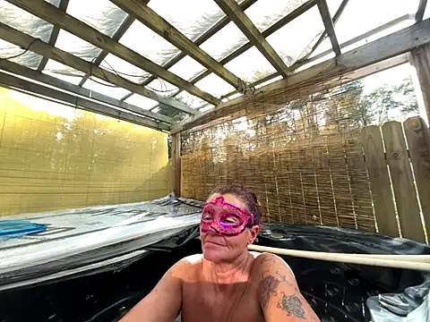 Snapshot of prainxxx22 chatting on 11/09/25, 07:23 prainxxx22 online show from 11/09/25, 07:23