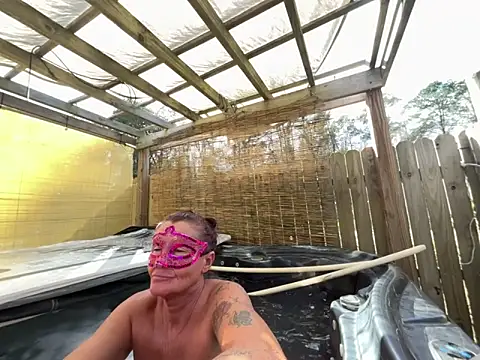 Snapshot of prainxxx22 chatting on 11/13/25, 07:13 prainxxx22 online show from 11/13/25, 07:13