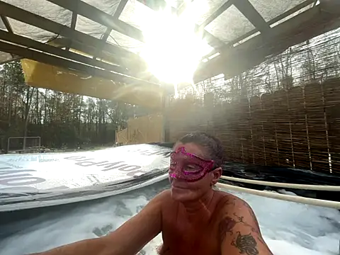 Snapshot of prainxxx22 chatting on 11/25/25, 07:14 prainxxx22 online show from 11/25/25, 07:14