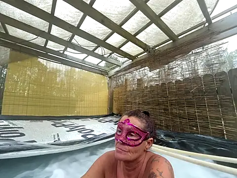 Snapshot of prainxxx22 chatting on 11/30/25, 08:46 prainxxx22 online show from 11/30/25, 08:46