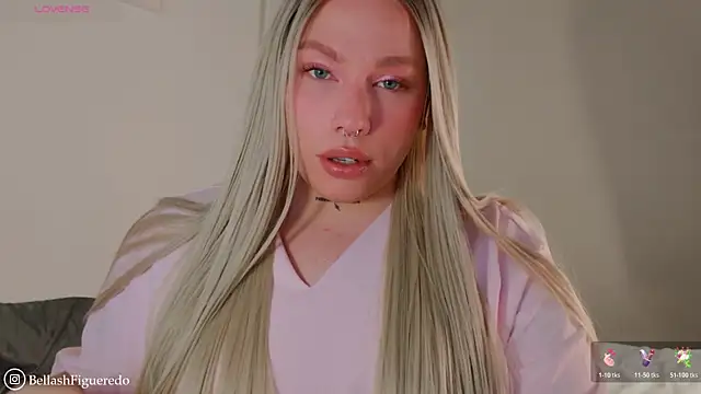 Snapshot of IsabellaFigueredo__ chatting on 02/19/26, 06:53 IsabellaFigueredo online show from 02/19/26, 06:53