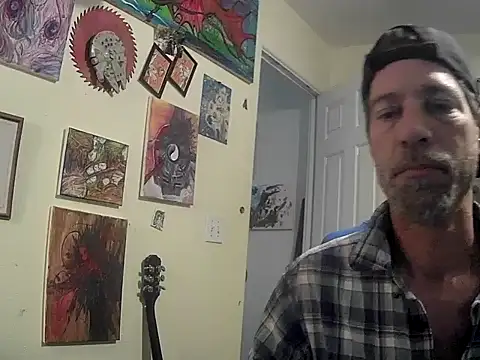 Snapshot of druetrue chatting on 10/25/25, 03:29 druetrue online show from 10/25/25, 03:29