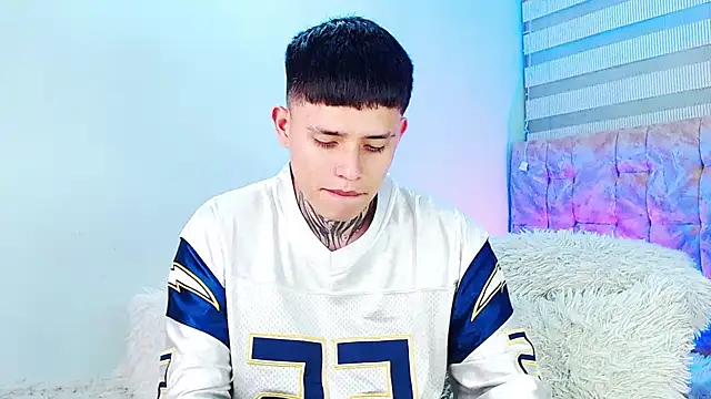  justinmoon2 online show from 07/10/26, 06:28
