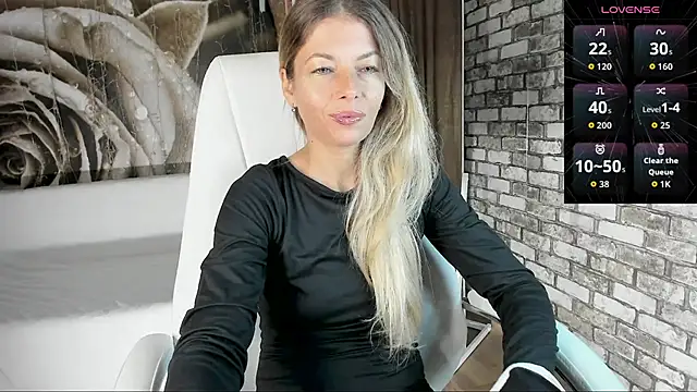 Eva Melow online show from 09/19/25, 01:56