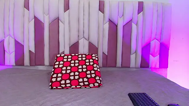 lucyy gray online show from 10/17/25, 03:10