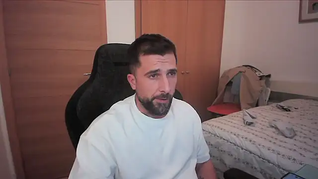 alex877x online show from 10/18/25, 09:37