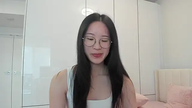 Snapshot of secretgirlfriendxo chatting on 12/20/25, 10:39 secretgirlfriendxo online show from 12/20/25, 10:39