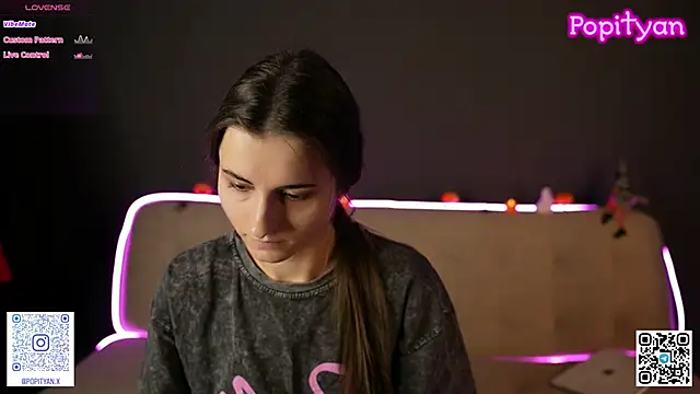 Snapshot of popityan1 chatting on 10/21/25, 07:42 popityan1 online show from 10/21/25, 07:42