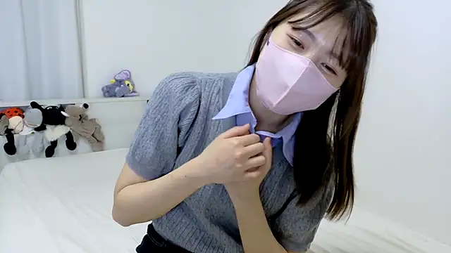 SUZU  online show from 04/25/26, 10:07