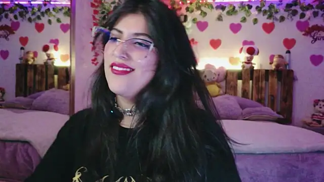 azahar  ziiz online show from 07/15/26, 11:54