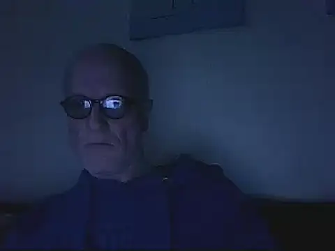 Snapshot of HornyRalfi55 chatting on 12/08/24, 08:30 HornyRalfi55 online show from 12/08/24, 08:30