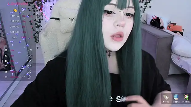 SelenaCute online show from 09/24/25, 05:00