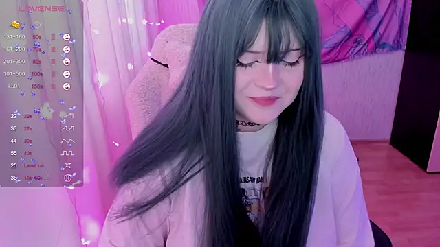 SelenaCute online show from 06/11/26, 10:24
