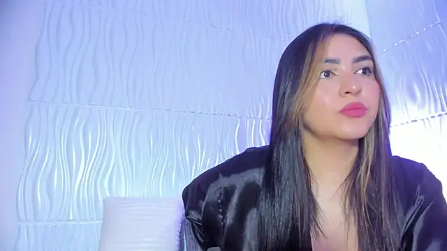 Snapshot of Abby__colins chatting on 11/11/25, 02:06 Abby colins online show from 11/11/25, 02:06