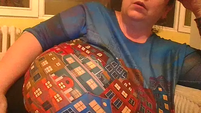 Snapshot of Nataliesbestjuggs chatting on 11/15/25, 04:03 Nataliesbestjuggs online show from 11/15/25, 04:03