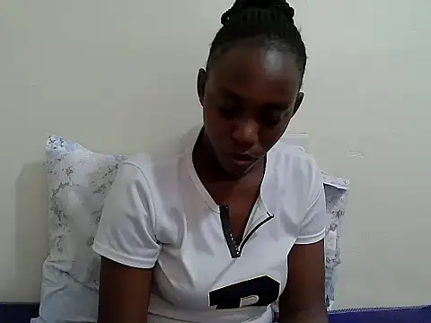 lizbela1 online show from 05/07/26, 10:20