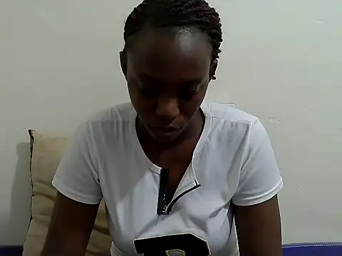 lizbela1 online show from 05/27/26, 03:42