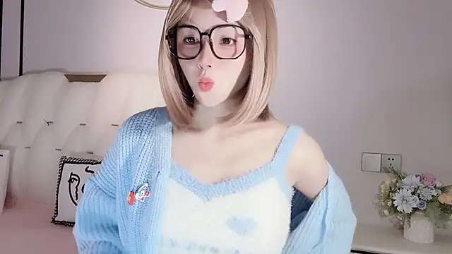 lvy-w online show from 12/10/24, 12:49