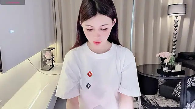 lvy-w online show from 06/30/26, 08:48