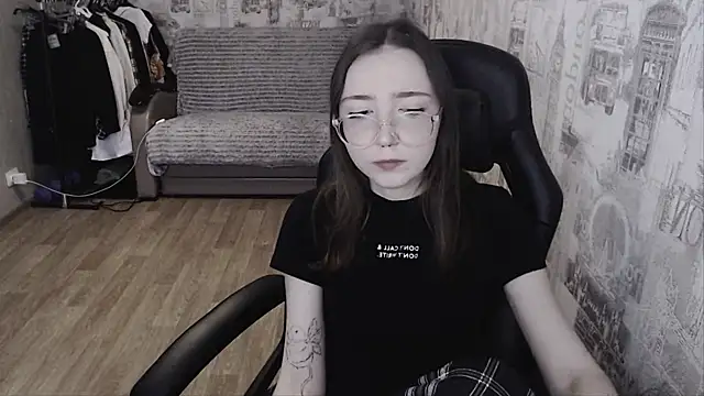 AmeliaKamishiro online show from 01/16/25, 11:58