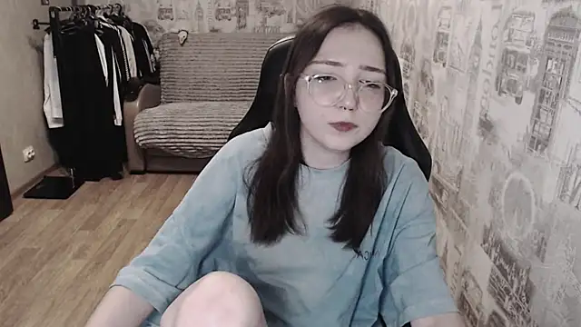 AmeliaKamishiro online show from 03/04/25, 07:32