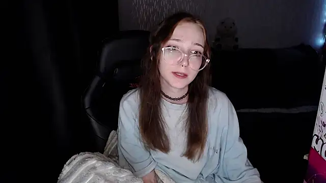 AmeliaKamishiro online show from 09/28/25, 08:36