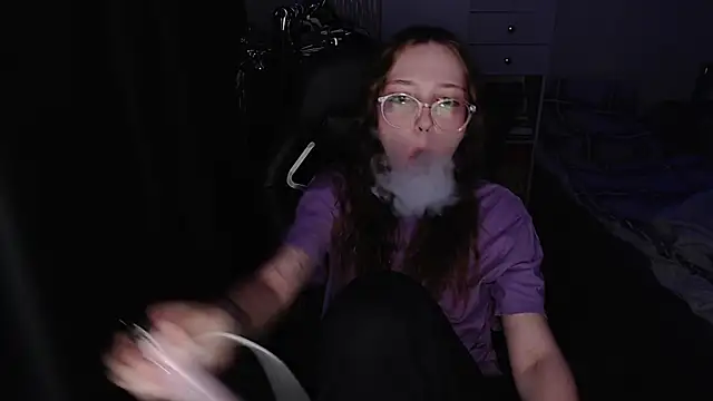 Snapshot of AmeliaKamishiro chatting on 11/26/25, 03:57 AmeliaKamishiro online show from 11/26/25, 03:57