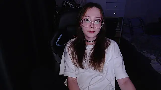 Snapshot of AmeliaKamishiro chatting on 11/27/25, 09:33 AmeliaKamishiro online show from 11/27/25, 09:33