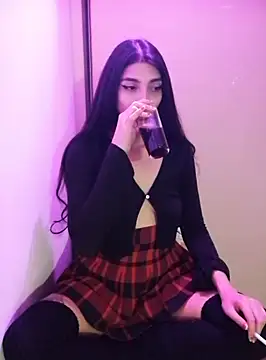 Snapshot of Felicia_smok3 chatting on 12/05/24, 04:20 Felicia smok3 online show from 12/05/24, 04:20