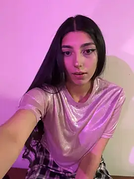 Snapshot of Felicia_smok3 chatting on 01/07/25, 01:17 Felicia smok3 online show from 01/07/25, 01:17