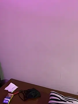 Snapshot of Felicia_smok3 chatting on 02/17/25, 03:36 Felicia smok3 online show from 02/17/25, 03:36