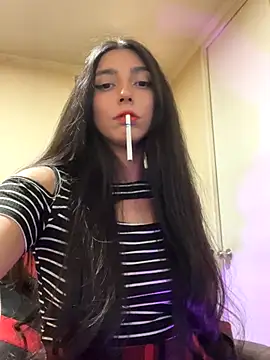 Snapshot of Felicia_smok3 chatting on 10/04/25, 12:52 Felicia smok3 online show from 10/04/25, 12:52