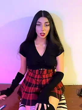 Snapshot of Felicia_smok3 chatting on 10/14/25, 02:45 Felicia smok3 online show from 10/14/25, 02:45