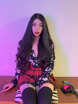 Snapshot of Felicia_smok3 chatting on 10/15/25, 01:39 Felicia smok3 online show from 10/15/25, 01:39